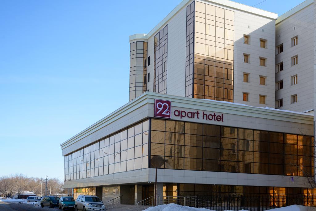 Apart Hotel 92/2 Karagandy Exterior foto